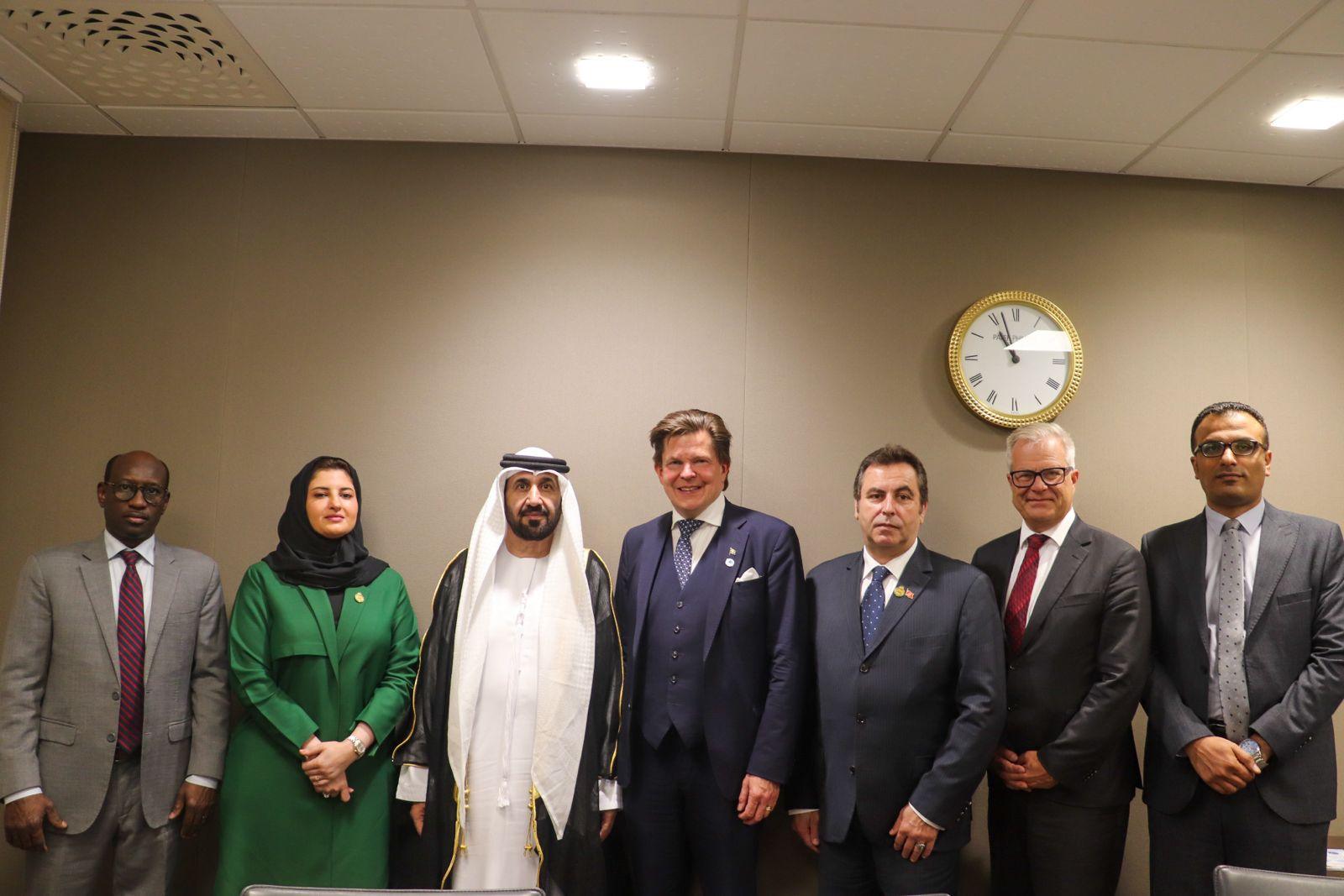 خلال لقائه رئيس برلمان السويد في جنيف: رئيس البرلمان العربي يطالب السويد باستئناف تمويلها لمنظمة الأونروا