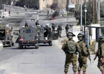 الاحتلال يواصل انتهاكاته بحق المواطنين شمال غرب سلفيت