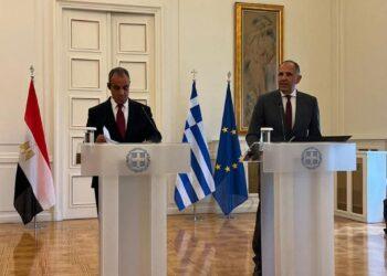 وزير الخارجية يلتقى نظيره اليونانى “جورجيوس جيرابيتريتيس”