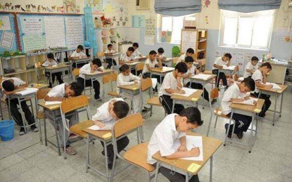 أولياء أمور يطالبون وزير التعليم ومدير تعليم الجيزة بإلغاء قرار تحويل الدراسة للفترة المسائية