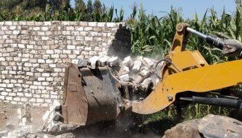 محافظ المنوفية يوجه بالتصدى بكل حسم للتعدي على الأراضى