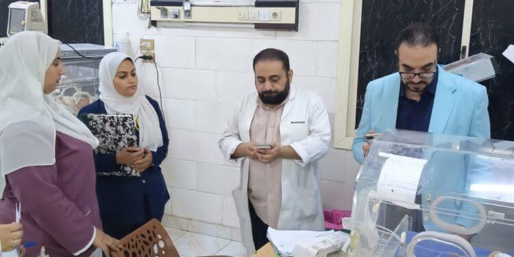 وكيل مديرية الصحة بالقليوبية يجري مرورًا مسائيًا على مستشفى شبين القناطر المركزي