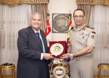 الكليه الفنيه العسكريه تكرم العالم الكبير الدكتور. صلاح عبيه والحائز على جائزه النيل فى العلوم