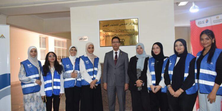 رئيس جامعة بنها يشهد فعاليات المبادرة الرئاسيه ” كن مستعدا”