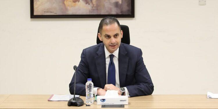 نائب وزير الصحة يعقد اجتماعًا لتطوير منظومة المخازن الاستراتيجية والتموين الطبي وتنفيذ حلول للتحديات