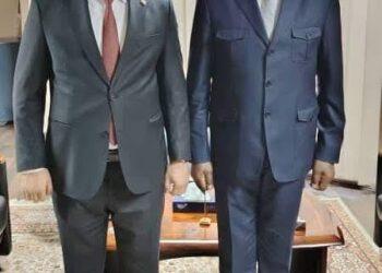 سفير تاجيكستان بمصر يلتقى مع سفير جمهورية جنوب أفريقيا بالقاهرة