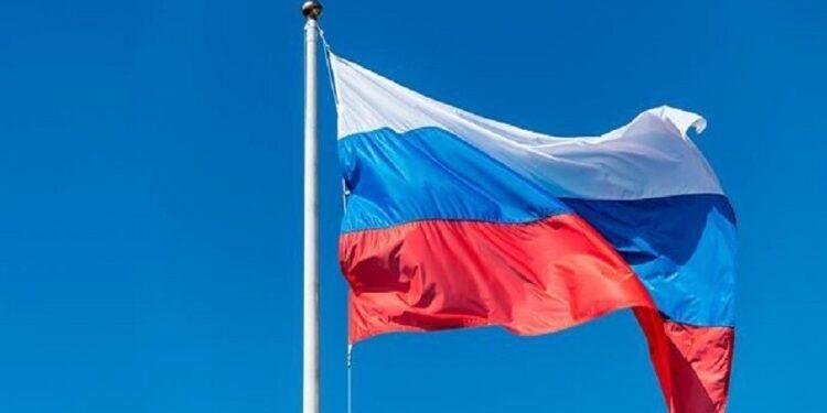 موسكو تتزيّن احتفاء بيوم العلم الوطني