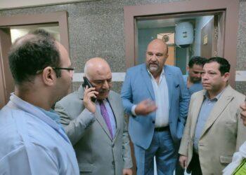 محافظ القليوبية يستعين بالدكتور إبراهيم كامل خبير التجميل والحروق للاطمئنان على مصاب حريق الشدية ببنها