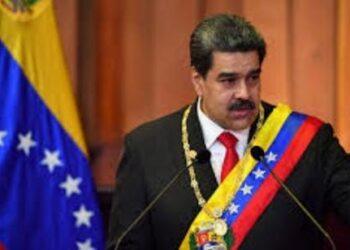 مادورو يندد بنشر سفن حربية أمريكية قبالة سواحل بلاده