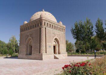 ضريح إسماعيل الساماني …الجوهرة المحفوظة تحت رمال بخارى