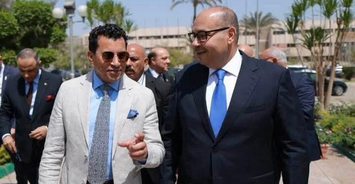 اتحاد السباحة يشكر وزير الرياضة لتذليل سفر بعثة ألعاب الماء للمشاركة فى البطولة العربية بالمغرب