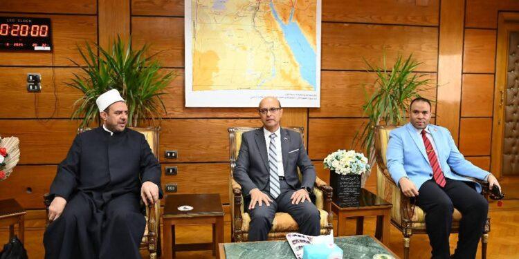 تحت شعار” لبناء وعي مستنير للشباب”شراكة متجددة بين الأزهر وجامعة أسيوط