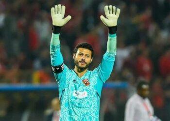 ناد سعودي يضع نجم الأهلي المصري محمد الشناوي ضمن حساباته في صفقة تبادلية مثيرة