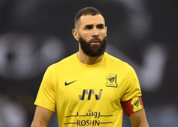 بنزيما ينشر فيديو وهو يرتكب “المحظور” في السعودية (فيديو)