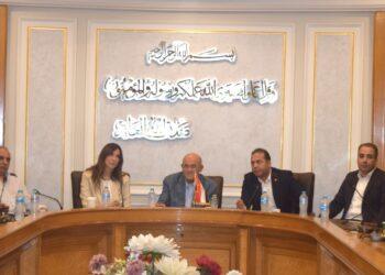 غُرفة القاهرة تُواصل جُهودها لوضع الترتيبات النهائية لتنظيم معرض أهلًا مدارس الرئيسي بمدينة نصر