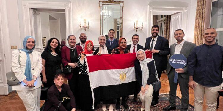 السفارة البريطانية بالقاهرة تستضيف حفل وداع لطلبة منحة تشيفنينج للعام 2025/2026 مع فتح باب التقديم للعام الدراسي المقبل