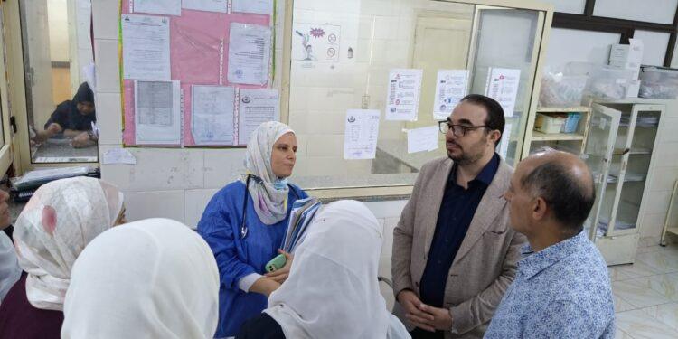 د. محمد جمال وكيل مديرية الصحة مرور مفاجئ على مستشفى شبين القناطر المركزي خلال عطلة ذكرى المولد النبوي الشريف
