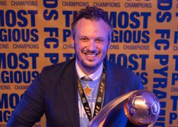 رئيس بيراميدز يتحدث عن التتويج الإفريقي وبطولة إنتركونتيننتال في حوار مع فيفا