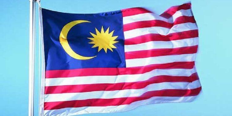 رئيس وزراء ماليزيا يشارك في قمة الدوحة دعمًا لقطر وحقوق الفلسطينيين