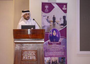 تشريف ووسام على الصدر في قمة المستقبل للتعليم والذكاء الاصطناعي لذوي الإعاقة