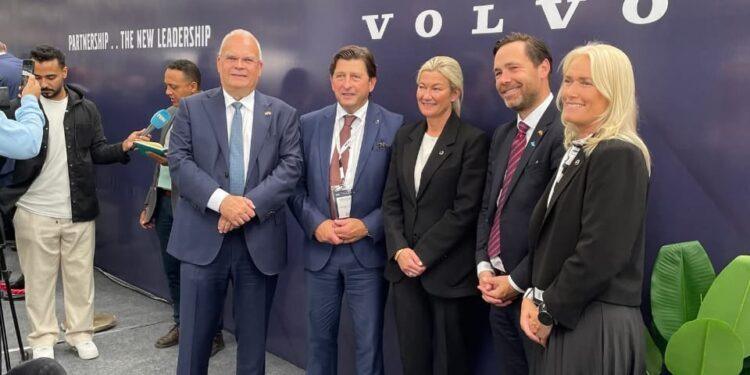 سفارة السويد : إفتتاح خط إنتاج جديد لأتوبيسات فولفو الكهربائية في الشرقية
