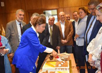 تكريم رئيس جامعة مدينة السادات في ممر شرفى واحتفالية لانتهاء فترة رئاستها