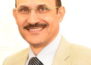 القائم بعمل رئيس جامعة مدينة السادات يهنئ منسوبي الجامعة بالعام الدراسي الجديد