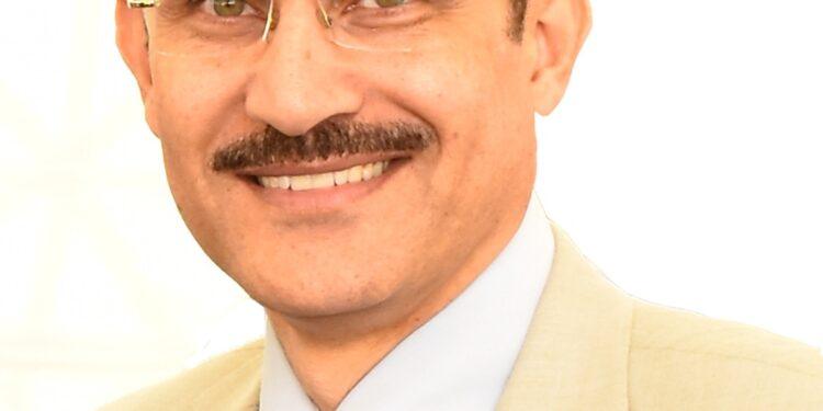 القائم بعمل رئيس جامعة مدينة السادات يهنئ منسوبي الجامعة بالعام الدراسي الجديد