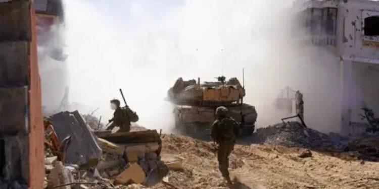 إصابة 8 جنود إسرائيليين إثر انقلاب سيارة على مشارف مدينة غزة