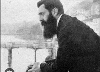 “هيرتزل بين الأسطورة والحقيقة: لماذا فلسطين ليست حقًا لليهود؟”