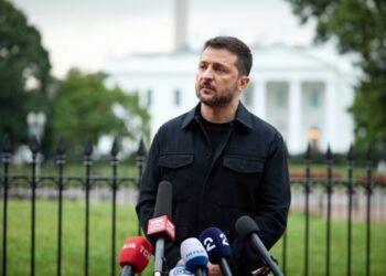 زيلينسكى : أوكرانيا تتوقع أن تشكل حزمة العقوبات التاسعة عشرة التي يفرضها الاتحاد الأوروبي ضربة قاسية لروسيا