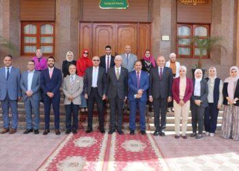 رئيس جامعة المنوفية يستقبل لجنة التحكيم النهائي للدورة الثانية بوزارة التخطيط لتقييم 22 كلية متقدمة لجائزة دوري التميز الحكومي