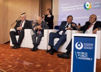 تحت شعار “عالم جديد من الوحدة الواعية”انطلقت قمة شعوب العالم بموسكو