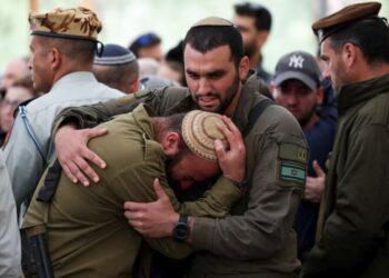 ألون مزراحي – كاتب ومحلل إسرائيلي:لماذا يتجاهل العالم هزائم إسرائيل المتتالية؟