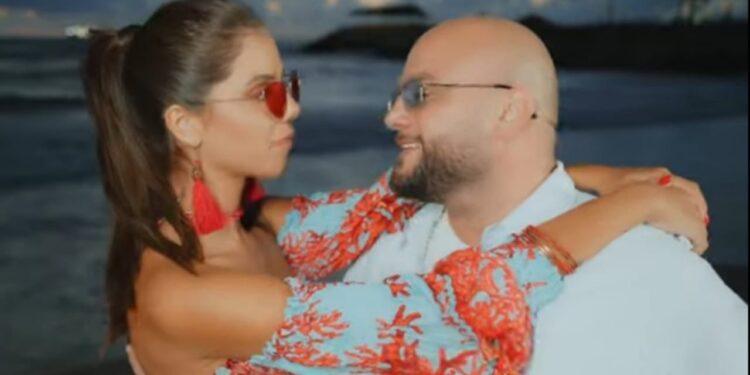 امين سلطان تكريم واغنية بعنوان حظي الحلو