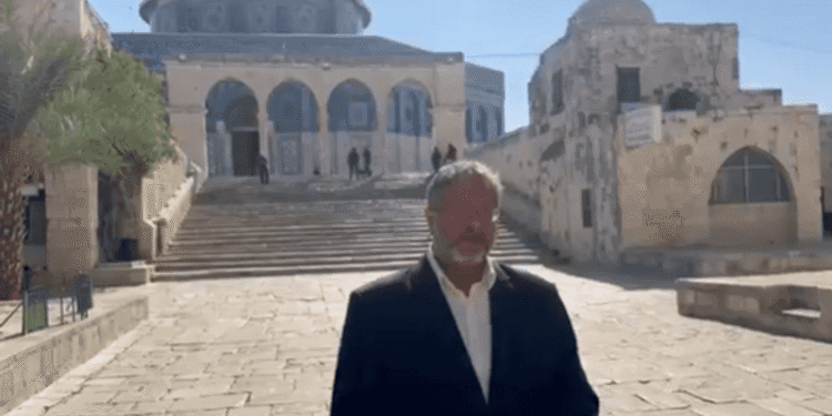 مجددا.. بن غفير يقتحم المسجد الأقصى