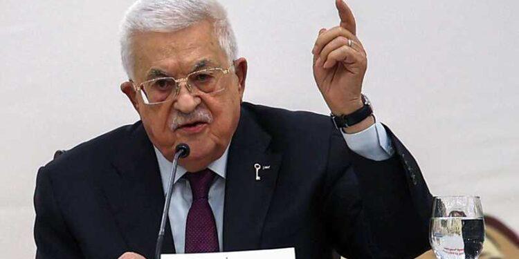 عباس يعلن عن دستور مؤقت.. وانتخابات بعد عام من انتهاء الحرب