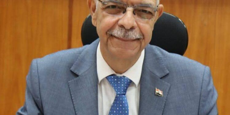 رئيس جامعة المنوفية يهنئ الدكتور خالد العناني على انتخابه مديراً عاماً لليونسكو تتويجا لدور مصر الريادى على الساحة العالمية