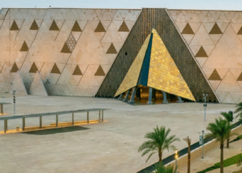 مصادفة غريبة.. استفزاز إيطالي دفع مصر لبناء أكبر متحف في العالم