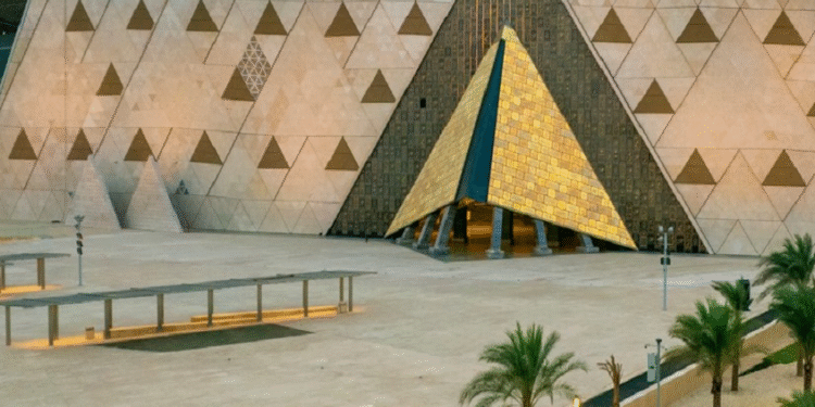 مصادفة غريبة.. استفزاز إيطالي دفع مصر لبناء أكبر متحف في العالم