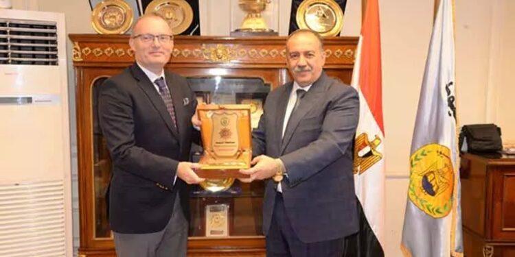 سفير التشيك بمصر يزور دير المحرق بأسيوط