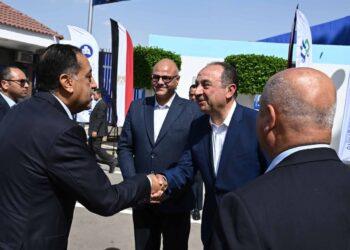 رئيس الوزراء يتوجه لمحافظة القليوبية لافتتاح وتفقد عدد من مصانع الأدوية المطورة التابعة لوزارة قطاع الأعمال العام