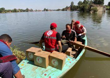 بالصور…الهلال الأحمر المصري يُطلق قافلة إغاثية عاجلة لمتضرري ارتفاع منسوب نهر النيل بالمنوفية