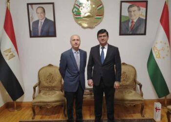 السفير الطاجيكي بمصر يلتقى مع السفير الجورجي في القاهرة