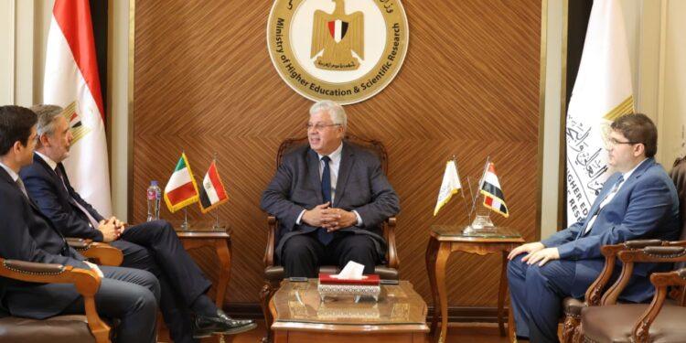 وزير التعليم العالي يستقبل السفير الإيطالي بالقاهرة