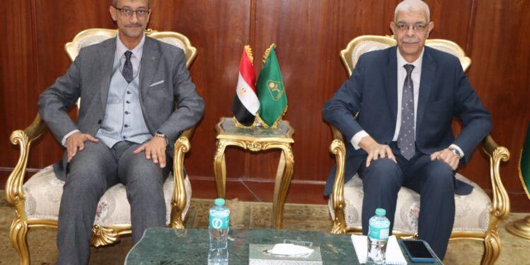 رئيس جامعةالمنوفية يستقبل مساعد وزير التعليم العالي للمشروعات القومية لمتابعة أعمال إنشاءات وتجهيزات جامعة المنوفية الأهلية