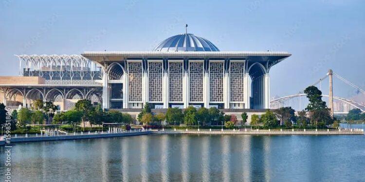 ماليزيا تطلق مبادرة “سياحة المساجد والثقافة الإسلامية”