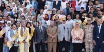 رئيس جامعة مدينة السادات يشارك كلية التمريض احتفالها ببداية العام الدراسي الجديد وانتصارات أكتوبر المجيدة