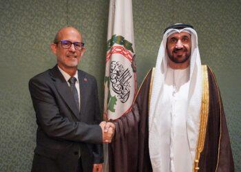 قبيل مشاركته في الجلسة العامة للبرلمان العربي كضيف شرف: رئيس البرلمان العربي يستقبل رئيس برلمان أمريكا اللاتينية ويبحث معه سبل تعزيز التعاون المشترك