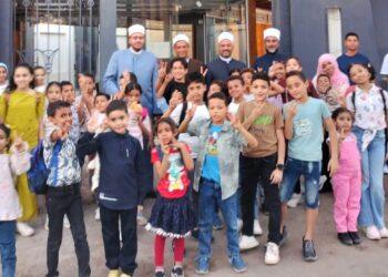 مسجد التواب بالغردقة ينظم رحلة لطلابه داخل متحف الغردقة.